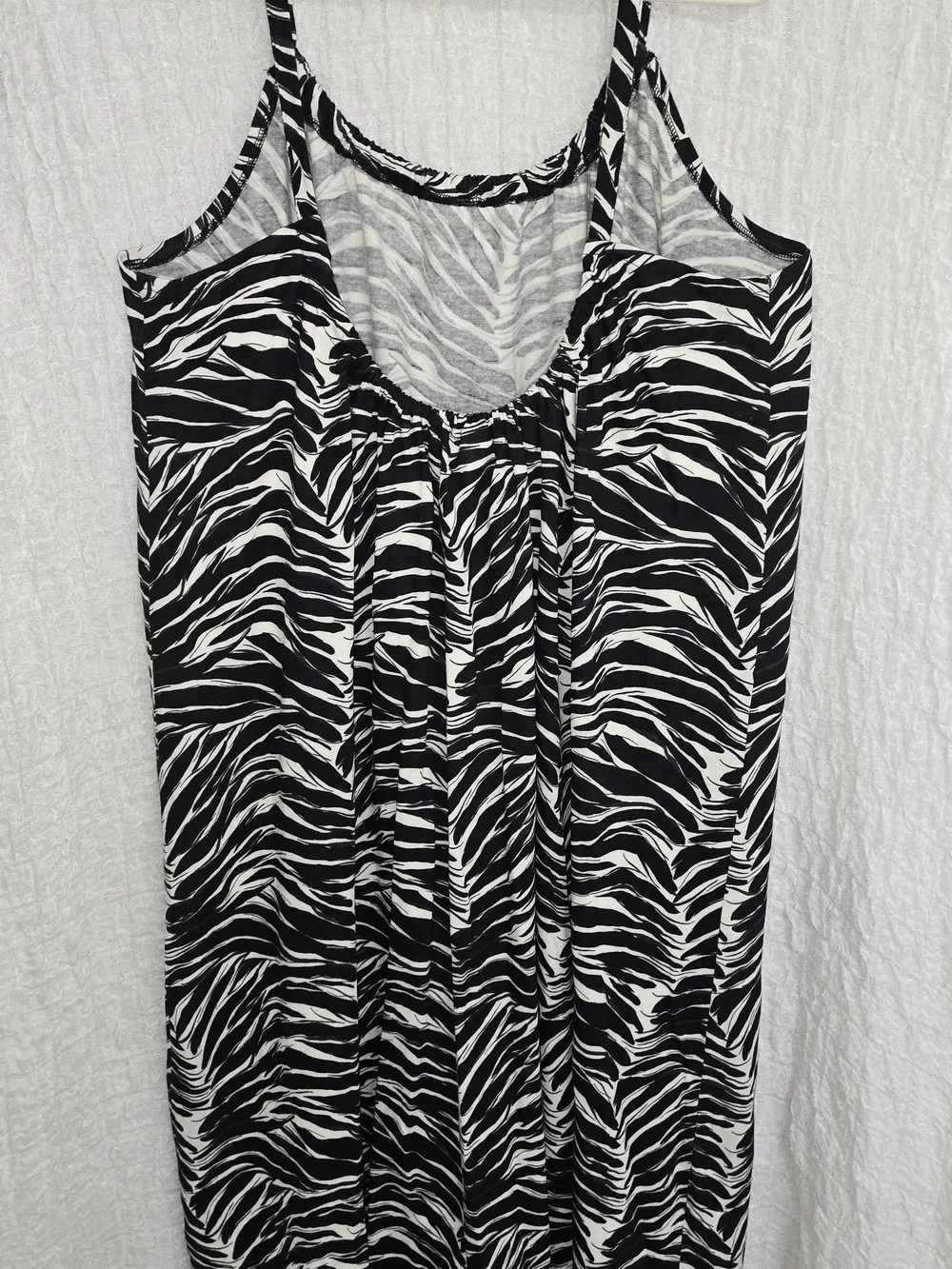 H&M Size Xl Black and White‎ Zebra-Print Maxi Dress